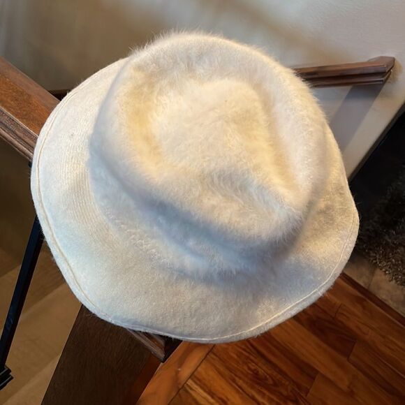 Vintage Kangol Angora (?) Fedora Hat - Picture 2 of 7